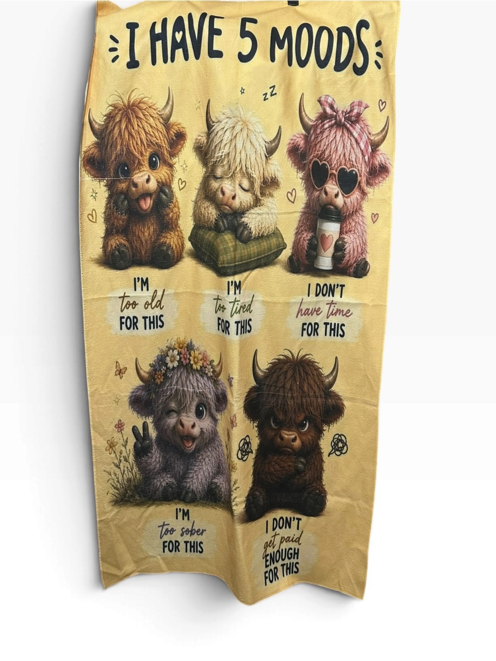 Cute Highland Cow Bath Towel – Yellow woven microfiber or polyester blend,